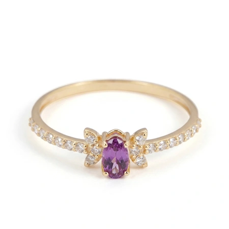 IGI Certified Lab Grown Diamond and Alexandrite Gold Ring IGI Certified Lab Grown Diamond and Alexandrite Gold Ring