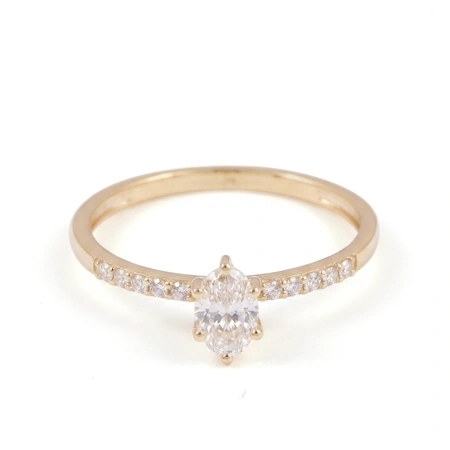 9 Karat Yellow Gold Ring with Lab Grown Diamond 9 Karat Yellow Gold Ring with Lab Grown Diamond