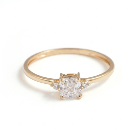Sustainable Solitaire Gold Ring with Lab Grown Diamond